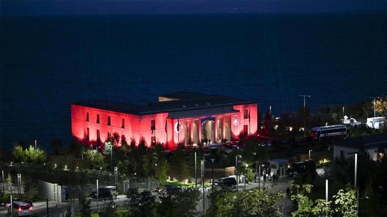 Ahlat'taki Kabine Toplantısı sona erdi! Cumhurbaşkanı Erdoğan alınan kararları açıklıyor 2 ahlattaki kabine toplantisi sona erdi cumhurbaskani erdogan alinan kararlari acikliyor 0 DL9QL9Id