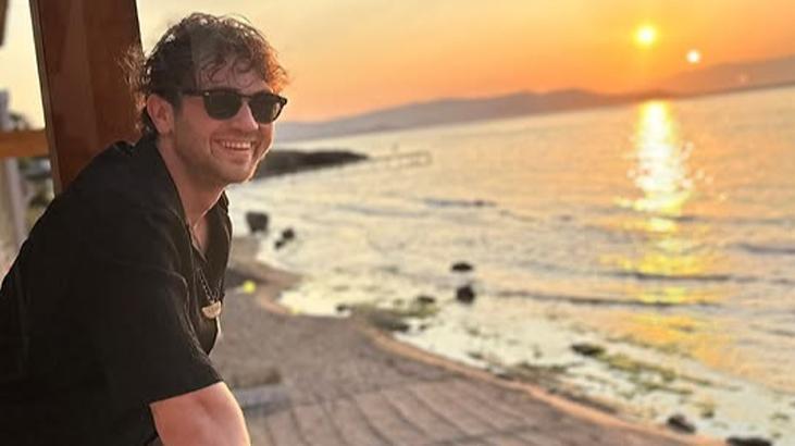 Aras Bulut İynemli'den beklenmedik paylaşım! Fotoğraf toplumsal medyayı salladı 3 aras bulut iynemliden beklenmedik paylasim fotograf toplumsal medyayi salladi 1 YAdKVcGy