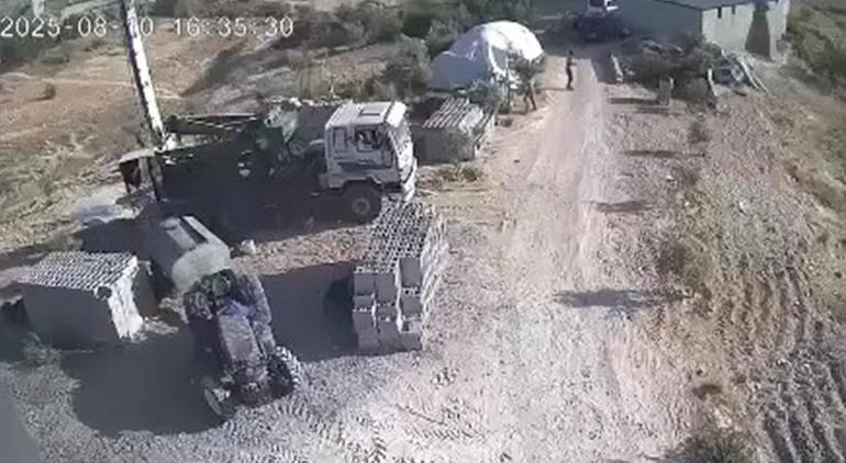Arazi hengamesi kanlı bitti: Amca ile yeğeni öldü, 2 yaralı 2 arazi hengamesi kanli bitti amca ile yegeni oldu 2 yarali 0 jP41fAIk