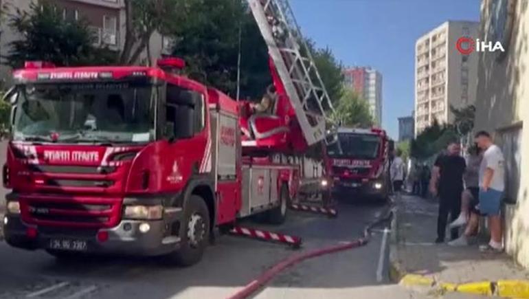 bagcilarda 15 katli binada korkutan yangin vatandaslar tahliye ediliyor 0 5BdqNwnM