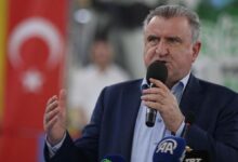 bakan bak guclu turkiye icin calismaya devam edecegiz c92LYhi9