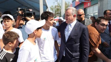 bakan bak yaptigimiz bu tesislere butun genclerimizi bekliyoruz VRqLTzbC
