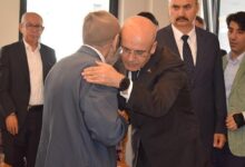 bakan simsek hayatini kaybeden agabeyi icin memleketi batmanda taziyeleri kabul etti YrmusRSs