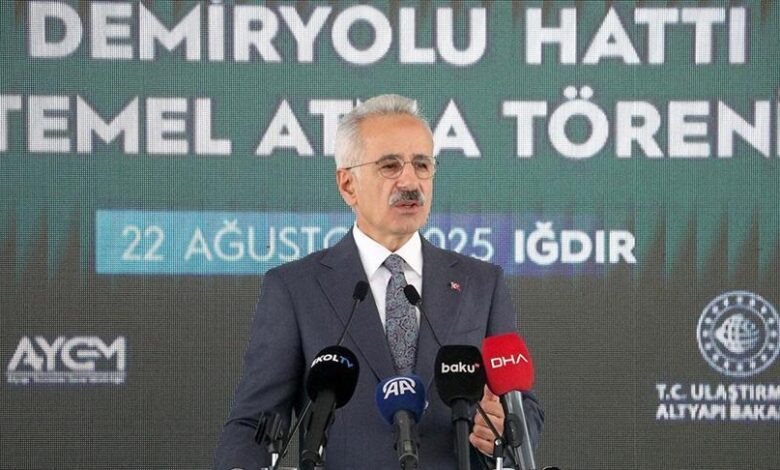 Bakan Uraloğlu: Sadece Türkiye'nin değil, tüm Güney Kafkasya'nın ve Avrasya'nın geleceğine damga vuruyoruz 1 bakan uraloglu sadece turkiyenin degil tum guney kafkasyanin ve avrasyanin gelecegine damga vuruyoruz ahzIR1Tt