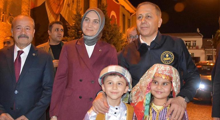 Bakan Yerlikaya, Afyonkarahisar'da ziyaretlerde bulundu 5 bakan yerlikaya afyonkarahisarda ziyaretlerde bulundu 1 1QDnsq2e