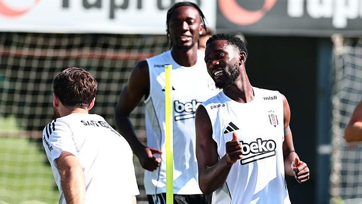 besiktasin yeni transferi wilfred ndidi birinci idmanina cikti ebLUP5un