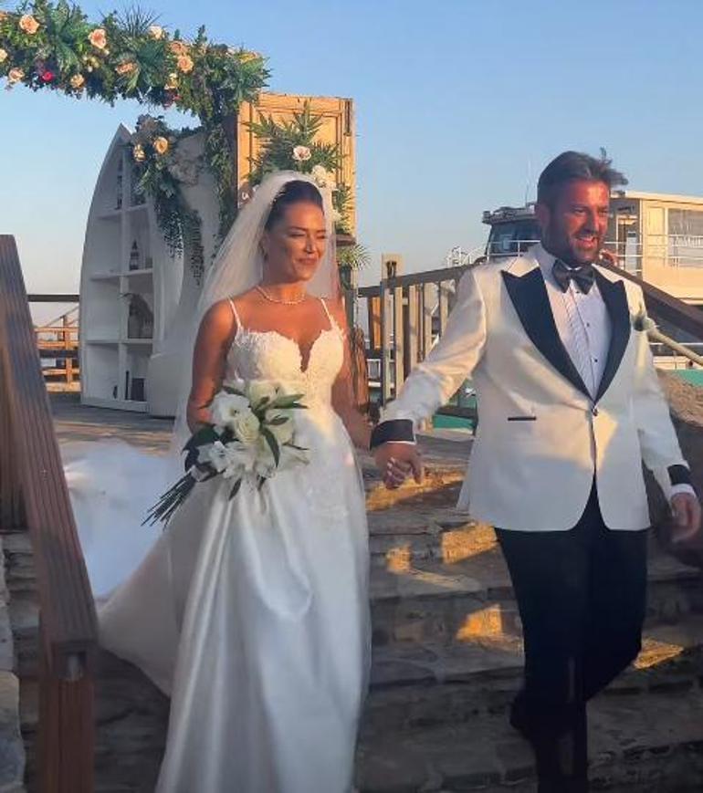 Bir gün iki düğün! Kimin gelinliği daha şık? Ezgi Şenler mi İpek Karapınar mı? 7 bir gun iki dugun kimin gelinligi daha sik ezgi senler mi ipek karapinar mi