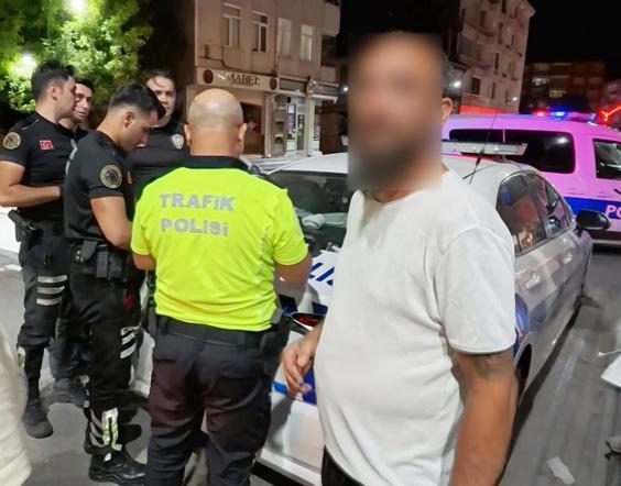 ‘Bu kadar da olmaz’ dedirten olay! Ehliyetsiz, alkollü ve muayenesiz araçla yakalanan şoförden akılalmaz mazeret 4 bu kadar da olmaz dedirten olay ehliyetsiz alkollu ve muayenesiz aracla yakalanan soforden akilalmaz