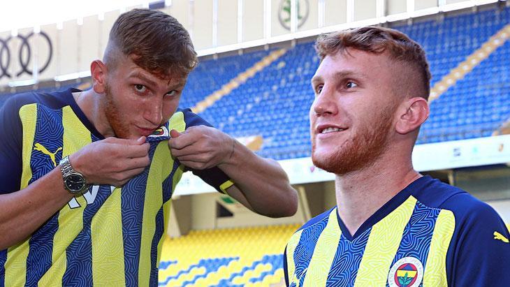 Burak Kapacak'ta hayal kırıklığı! Fenerbahçe'de yalnızca 84 dakika oynadı 1 burak kapacakta hayal kirikligi fenerbahcede yalnizca 84 dakika oynadi NYBVJuYk
