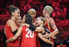 canli dunya sampiyonasinda filenin sultanlari ispanyayi devirdi melissa vargas ve yaprak gosteri fqEcaffS