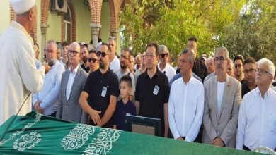 chp lideri ozgur ozel balikesirde cenaze merasimine katildi lcUaCnOT