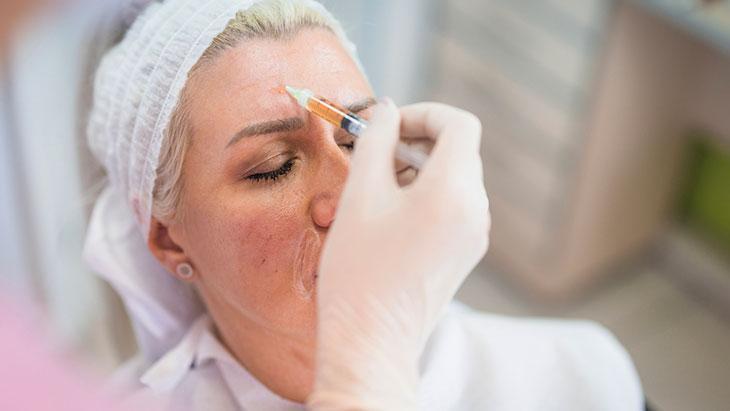 Ciltte kolajen ve elastin üretimini artırıyor! Kök hücreyle 10 yaş gençleşmek mümkün 3 ciltte kolajen ve elastin uretimini artiriyor kok hucreyle 10 yas genclesmek mumkun 1 6SKyWBTp