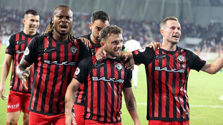 Çorum FK, Sarıyer'i 90+8'de penaltıyla geçti! 1 corum fk sariyeri 908de penaltiyla gecti U4auUMRK