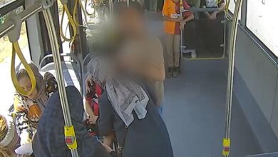direksiyondan insanlik dersi surucu kotulesen cocugu otobusle hastaneye yetistirdi jQ79XAqb