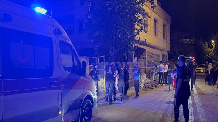 Diyarbakır'da müthiş olay! Balkon çöktü 2'si bebek 5 kişi yaralandı 10 diyarbakirda muthis olay balkon coktu 2si bebek 5 kisi yaralandi 8 Vy6TXn6g