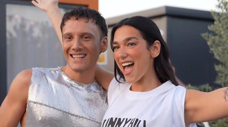 Edis ve Dua Lipa Kosova'da yan yana geldi! Ünlü yıldızı İstanbul'a davet etti 6 edis ve dua lipa kosovada yan yana geldi unlu yildizi istanbula davet etti 4 qMtySHkr