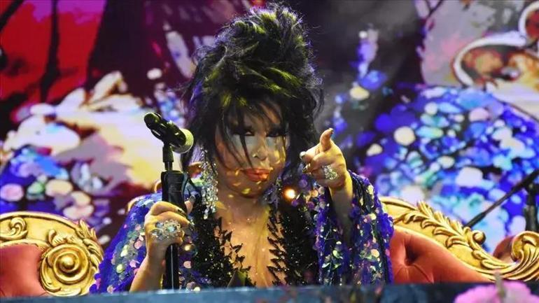 Evvel playback polemiği artık de küfür iddiası! 'Diva' manşetlerden düşmüyor 3 evvel playback polemigi artik de kufur iddiasi diva mansetlerden dusmuyor 1 Wlv6VGPd