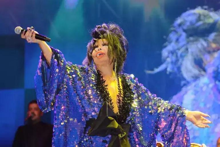 Evvel playback polemiği artık de küfür iddiası! 'Diva' manşetlerden düşmüyor 4 evvel playback polemigi artik de kufur iddiasi diva mansetlerden dusmuyor 2 C36pyQJE