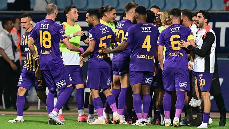 Eyüpspor, Süper Lig'de Alanyaspor'a takılmadı! 1 eyupspor super ligde alanyaspora takilmadi Ok8NY8AS