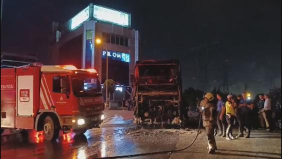 facia ucuz atlatildi umraniyede yolcu otobusu alev alev yandi 2 NpiglnY1