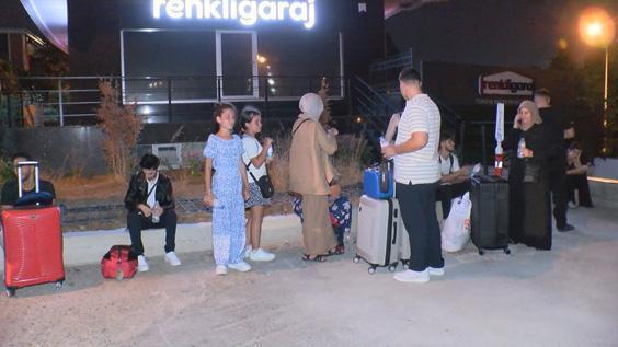 facia ucuz atlatildi umraniyede yolcu otobusu alev alev yandi 6 59g6jPYH