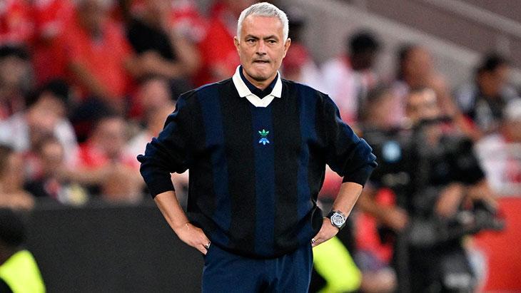 Fenerbahçe, Jose Mourinho ile yollarını ayırdığını resmen açıkladı! İşte tazminatı 1 fenerbahce jose mourinho ile yollarini ayirdigini resmen acikladi iste tazminati stzsiFbS