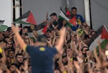 fenerbahce taraftari benfica macinda filistini unutmadi YyJbgRBw