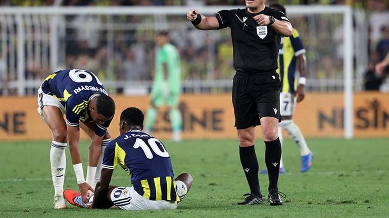 Fenerbahçe'de Jhon Duran şoku! Sakatlık yaşadı 3 fenerbahcede jhon duran soku sakatlik yasadi 1