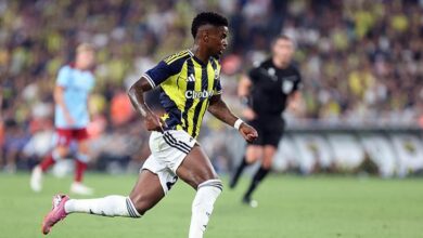 fenerbahcede nelson semedodan benfica mesaji F3qjEUfu