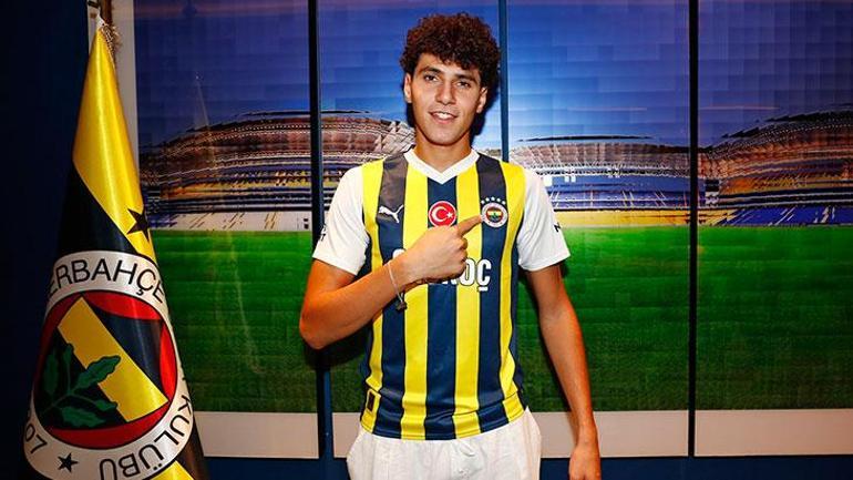 Fenerbahçe'den ayrılacak! 1 dakika bile oynamadı, talibi çıktı 3 fenerbahceden ayrilacak 1 dakika bile oynamadi talibi cikti 1 S2YsehCs