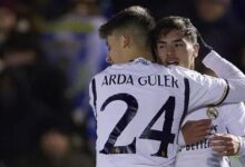 fenerbahceli taraftarlardan arda gulerin yakin arkadasina bildiri yagmuru rhi38Wsc