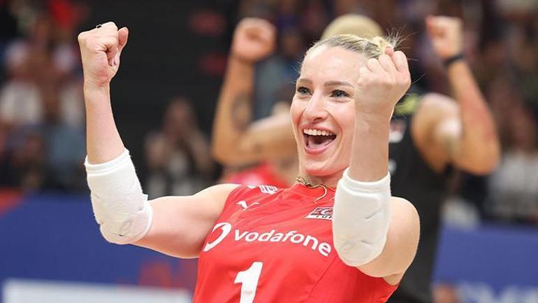 Filenin Sultanları'nda Santarelli'den İspanya uyarısı! Gizem Örge: Adım adım amaca gitmek istiyoruz 3 filenin sultanlarinda santarelliden ispanya uyarisi gizem orge adim adim amaca gitmek istiyoruz 1 VdgBrcmJ