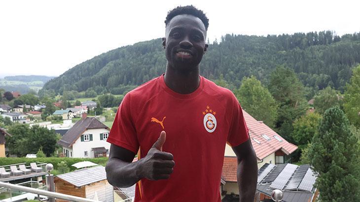 galatasaray davinson sanchez ile kontrat uzatti F8fBXTtU
