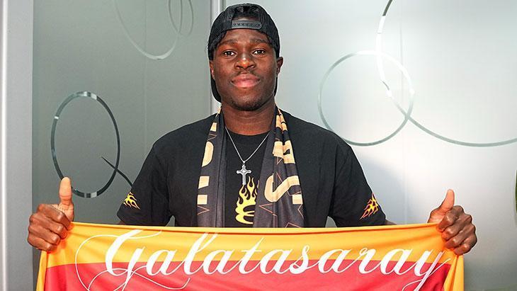 Galatasaray Singo'nun maliyetini KAP'a bildirdi! Osimhen'den sonra en kıymetli transfer 1 galatasaray singonun maliyetini kapa bildirdi osimhenden sonra en kiymetli transfer