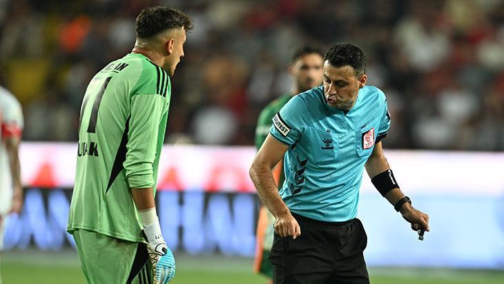 Gaziantep FK - Galatasaray maçının VAR kayıtları açıklandı! İşte hakem konuşmaları 1 gaziantep fk galatasaray macinin var kayitlari aciklandi iste hakem konusmalari kvpC5R1c