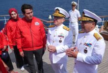 gencler savarona ile bogazdaki tarihi geciste hislerini paylasti Qu9Azl7Y