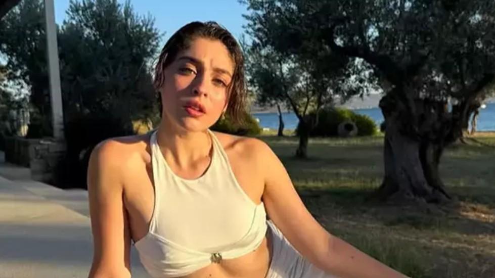 ‘Güller ve Günahlar’ın Zeynep'i Cemre Baysel saçlarını boyattı! Yeni imajı beğeni topladı 13 guller ve gunahlarin zeynepi cemre baysel saclarini boyatti yeni imaji begeni topladi 3 KjEHWvd6