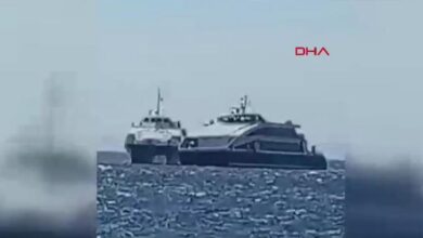 ido feribotu balikesirde kayaya carpti yolcularin kaygi dolu anlari kameralara yansidi ezt2al7F