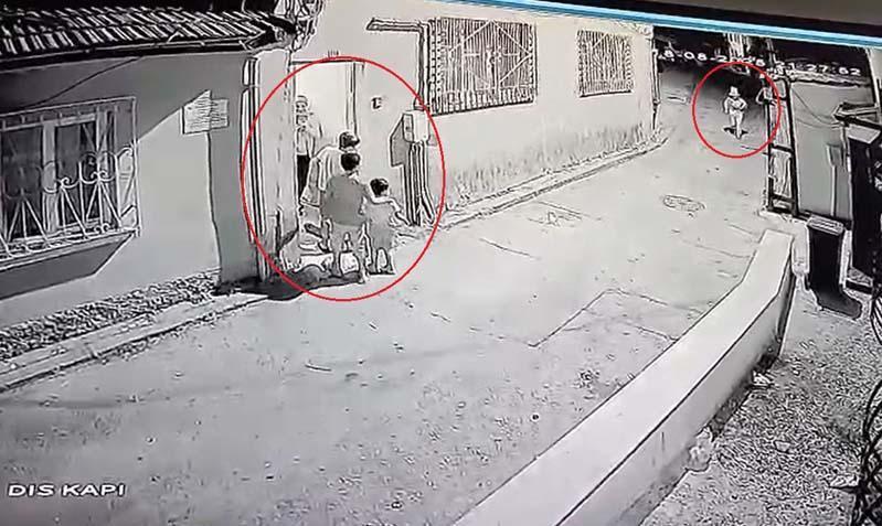 ilcede palyaco panigi cocuklar gorur gormez meskene kacti tedirginiz 0