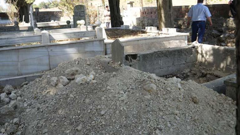 İstanbul'da bölge definecilerin akınında: Kemikler dışarıda, bu türlü terbiyesizlik olmaz 4 istanbulda bolge definecilerin akininda kemikler disarida bu turlu terbiyesizlik olmaz 2 I7C8uVyP