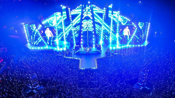 İstanbul'da Jennifer Lopez rüzgarı! Sahne performansıyla yıktı geçti 12 istanbulda jennifer lopez ruzgari sahne performansiyla yikti gecti 10 Pup1WYII