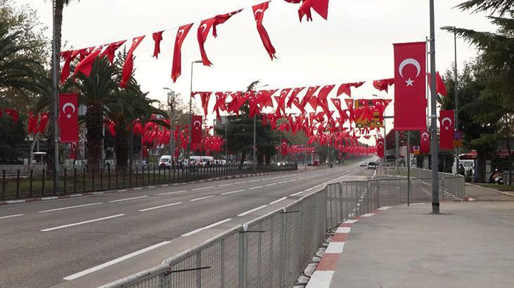 İstanbul'da kimi yollar trafiğe kapatıldı 1 istanbulda kimi yollar trafige kapatildi
