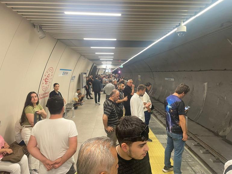 İstanbul'da M3 Bakırköy-Kayaşehir Metro Sınırı'nda teknik arıza 2 istanbulda m3 bakirkoy kayasehir metro sinirinda teknik ariza 0 eUkmdZmN