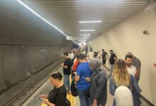istanbulda m3 bakirkoy kayasehir metro sinirinda teknik ariza w4wnSZV4