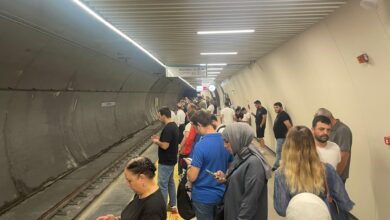 istanbulda m3 bakirkoy kayasehir metro sinirinda teknik ariza w4wnSZV4