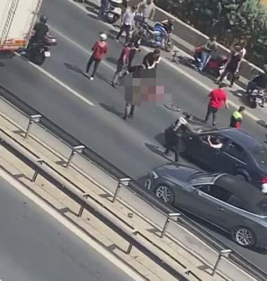 İstanbul'da motosikletle çarpışan profesyonel bisiklet sportmeni hayatını kaybetti 2 istanbulda motosikletle carpisan profesyonel bisiklet sportmeni hayatini kaybetti 0 6uqEc2zj