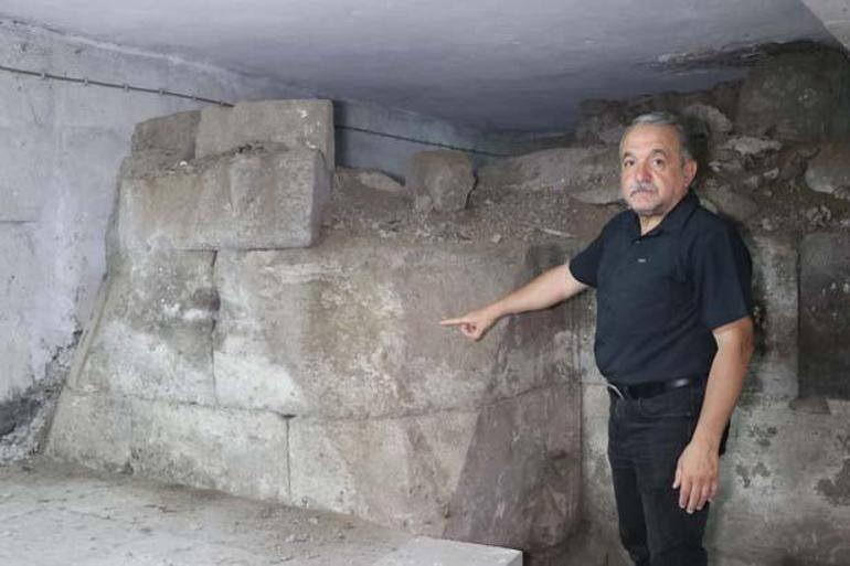 İstanbul'da yer altında beton direklerle korunuyor: Birçok kişi bunun ne varlığından ne de kentin göbeğinde olduğundan haberdar 4 istanbulda yer altinda beton direklerle korunuyor bircok kisi bunun ne varligindan ne de kentin 81eJSeHF