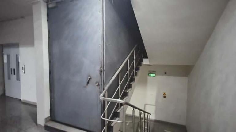 İşverenden akılalmaz oyun! Müsaadeden dönen çalışanlar fabrikaya girince gözlerine inanamadı 4 isverenden akilalmaz oyun musaadeden donen calisanlar fabrikaya girince gozlerine inanamadi 2