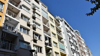 izmirde kayip bayanin cesedi binanin bahcesinde bulundu SpnrU7Vy