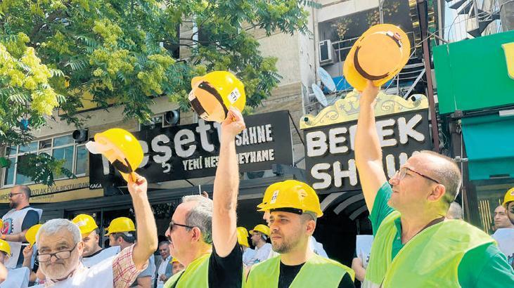 Kamu işyerlerinde grev yolu göründü 1 kamu isyerlerinde grev yolu gorundu llbwm2Uy